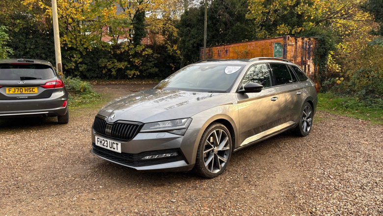 Skoda Superb 2.0 TDI CR 200 Sport Line Plus 5dr DSG Diesel Estate